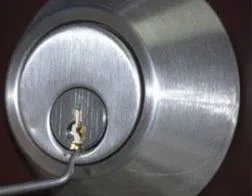 Galaxy Locksmith Store Howard Beach, NY 718-673-6792 Galaxy Locksmith Store Howard Beach, NY 718-673-6792 - 7-Broken-Key-Extraction